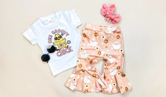 One Groovy Chick Bells Set