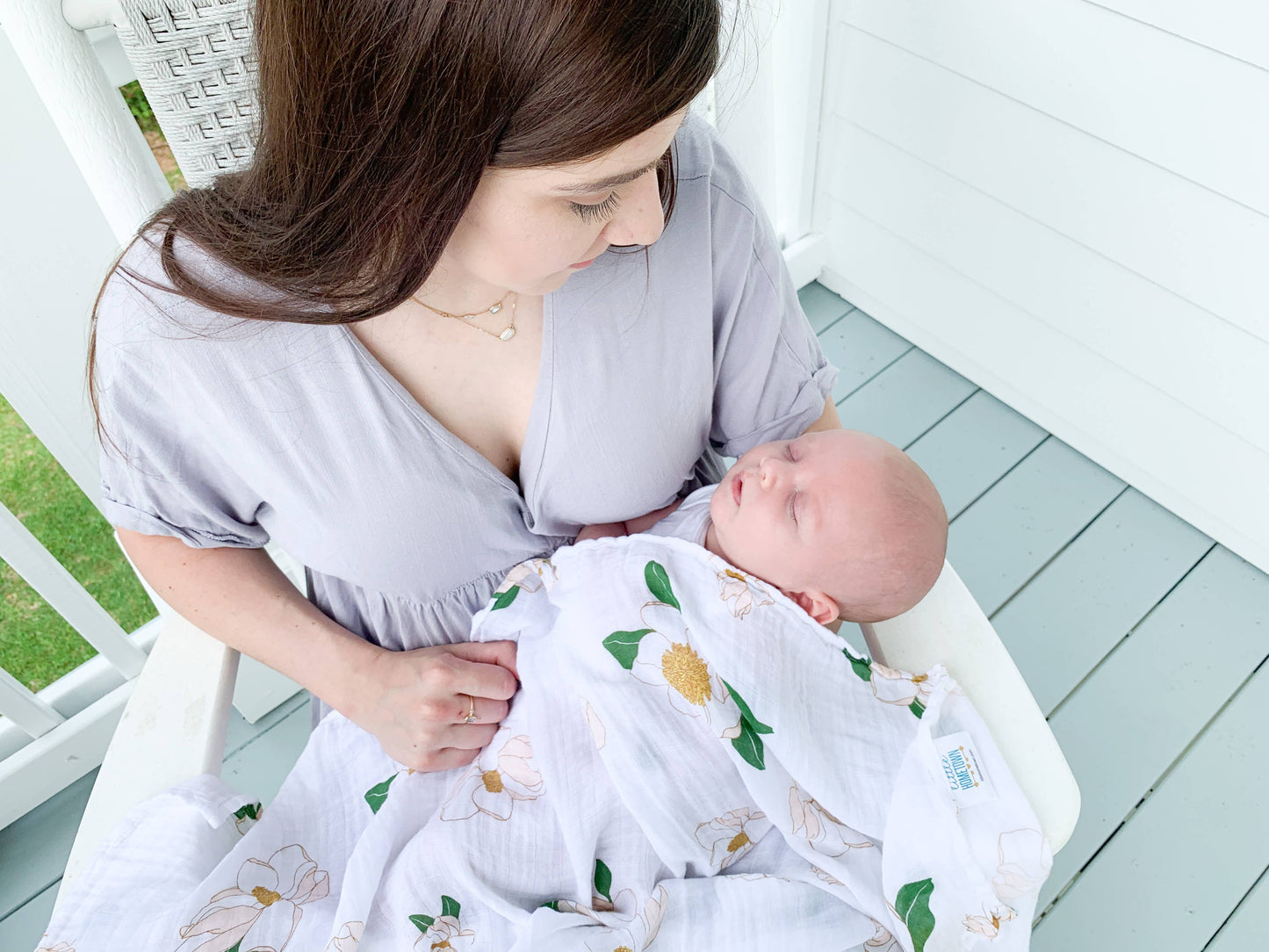 Magnolia Swaddle (Unisex)